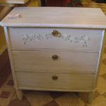 358 3516 CHEST OF DRAWERS